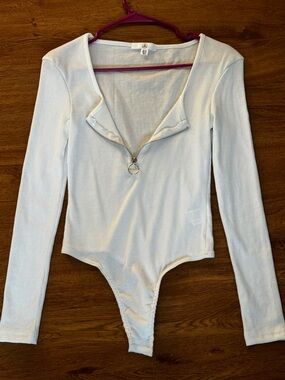 White Ribbed Long Sleeve Snap Bodysuit With Front Ring Zip Detailing